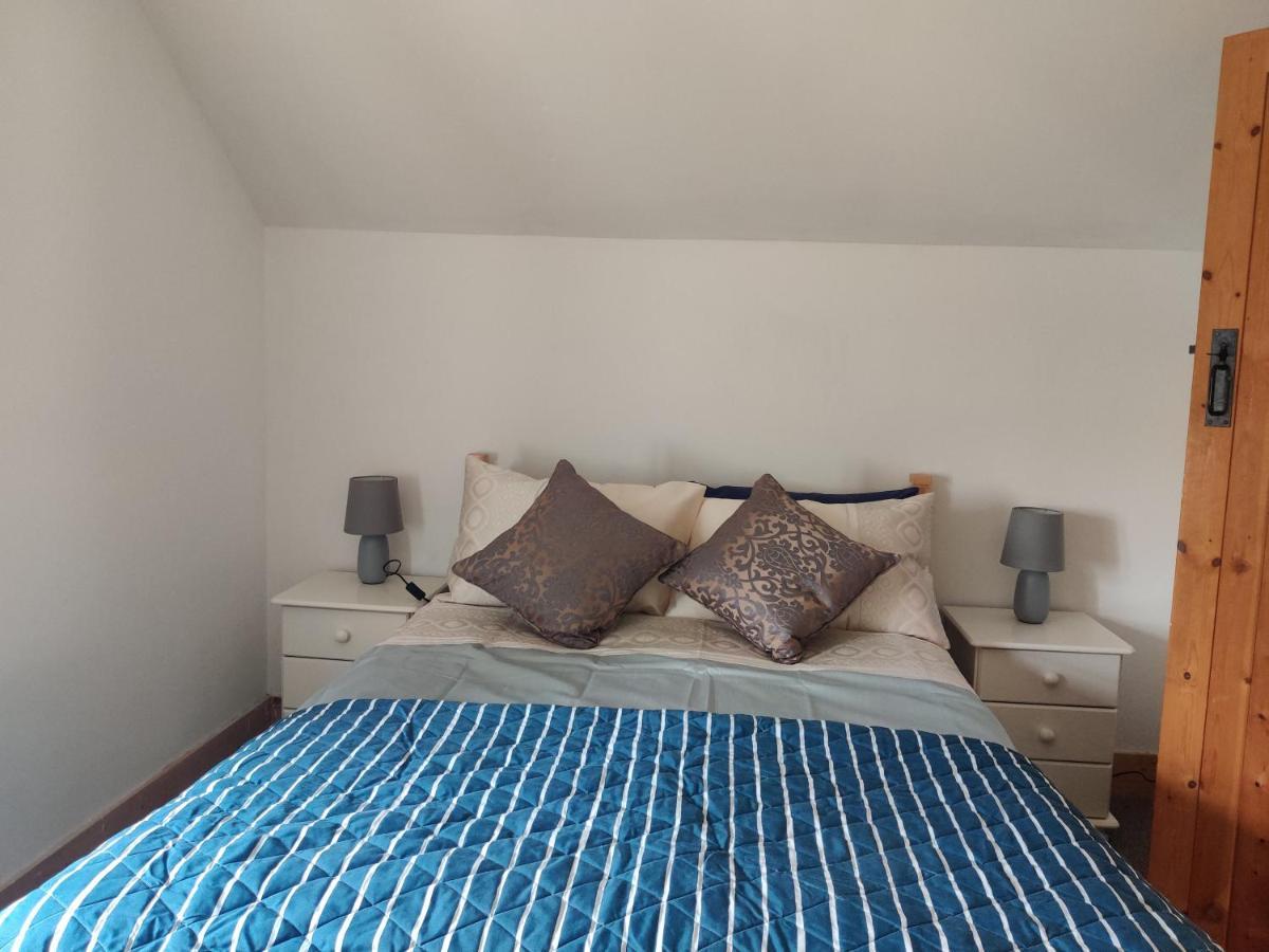 Kingsford Renovated Old Cottage Уексфорд Екстериор снимка
